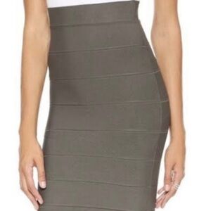 BCBG MaxAzria Black Leger Skirt Sz S Bodycon Goth Mobwife Versatile